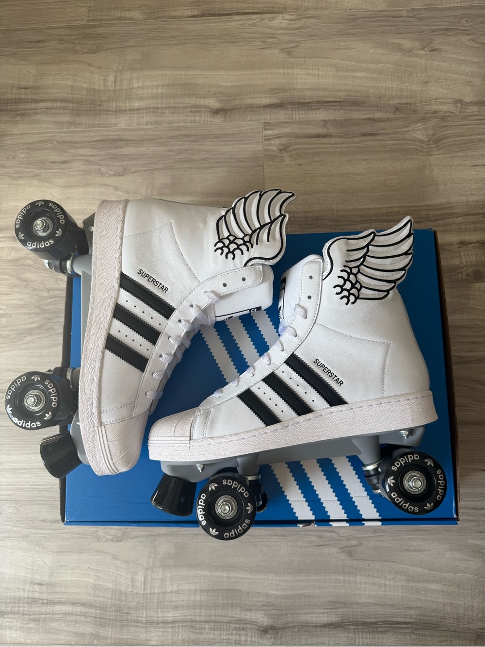 Jeremy Scott X Adidas Superstar 82 Skate ‘Wings’ JR8376 Size 10.5 men’s NEW